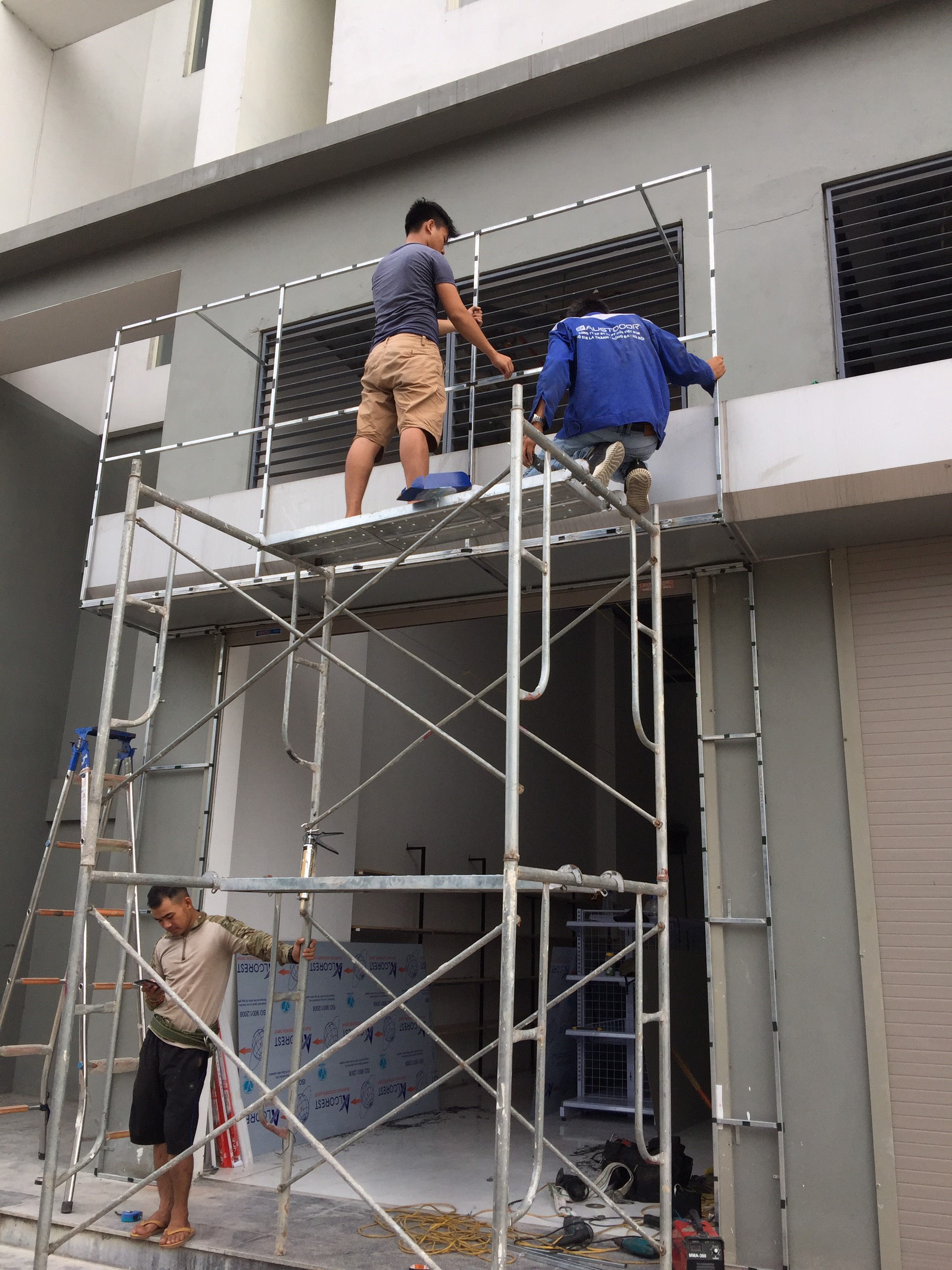 Muốn lắp đặt cửa cuốn tại Mỹ Đình 1, Nam Từ Liêm, Nội