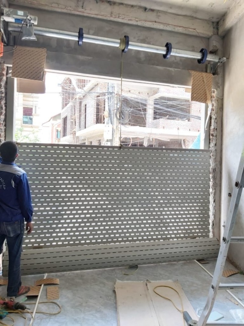 Cửa cuốn Siêu êm S51i