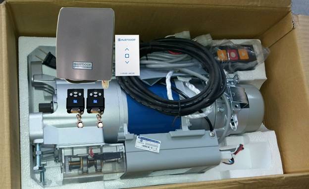 motor_cua_cuon_austdoor_ah300a_4