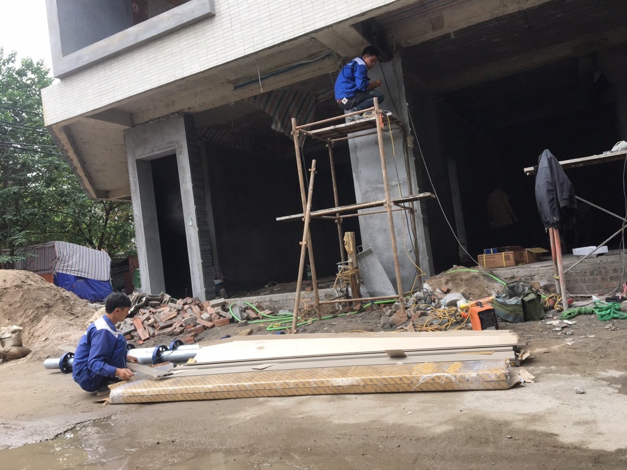 Lắp đặt cửa cuốn tại Trạm Trôi, Hoài Đức, Hà nội uy tín