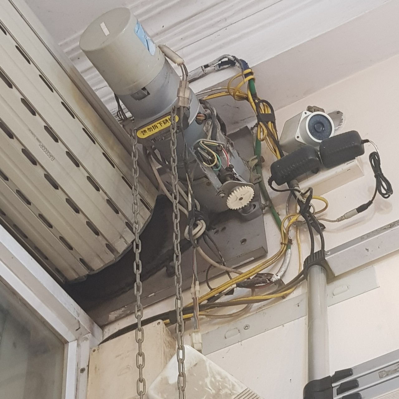 Muốn lắp đặt cửa cuốn tại Phường Hàng Bông, Hoàn Kiếm, Hà Nội